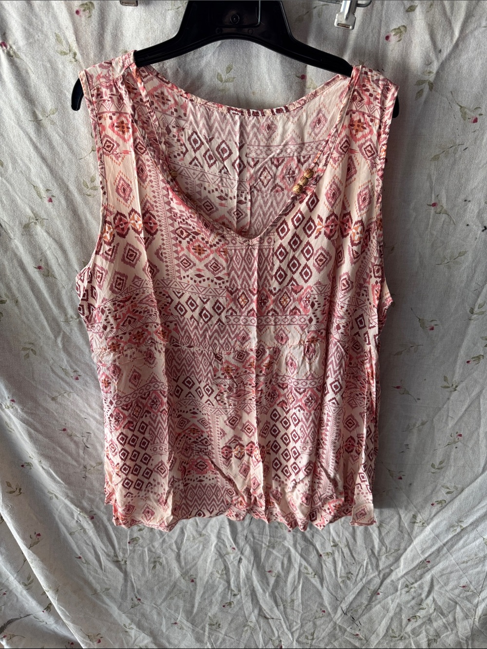 Sleeveless Pink Printed V-Neck Tank Top